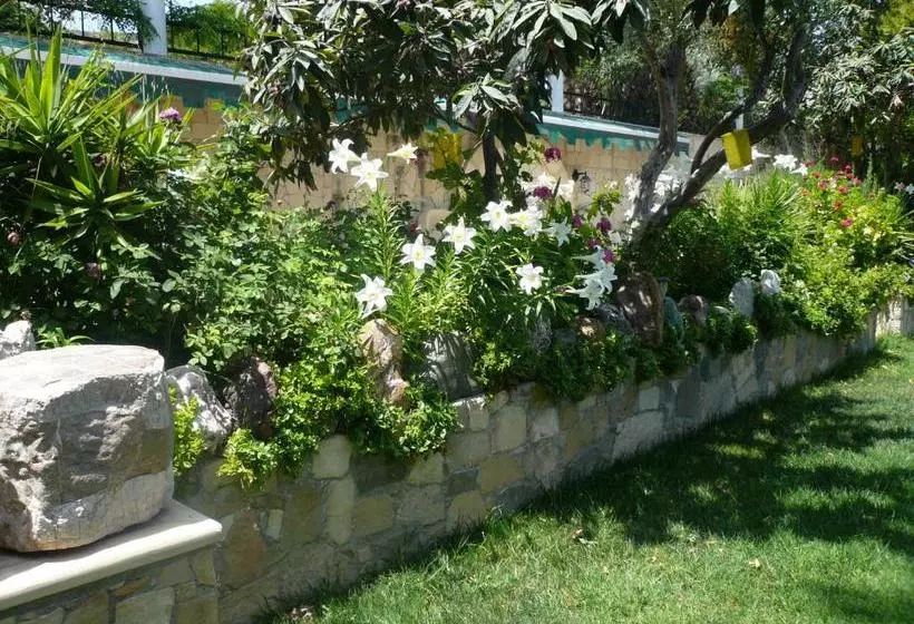 ホテル Greenfields Country Club
