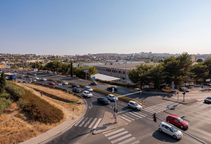 酒店 Hostel šakić