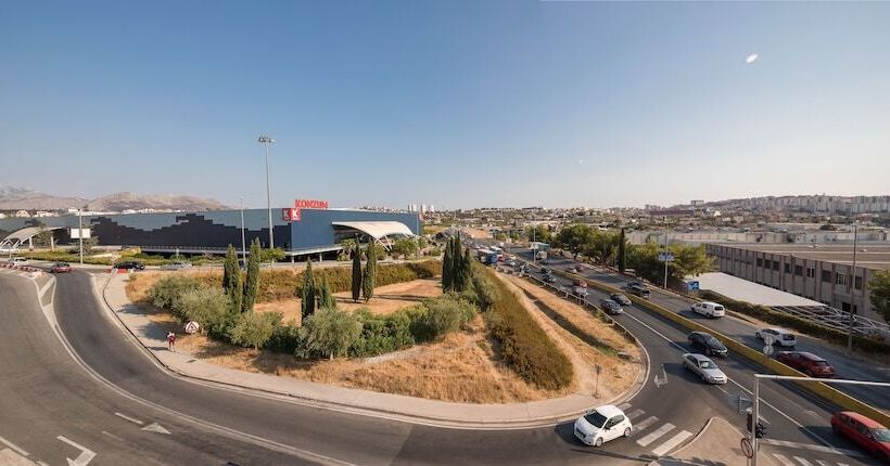 酒店 Hostel šakić