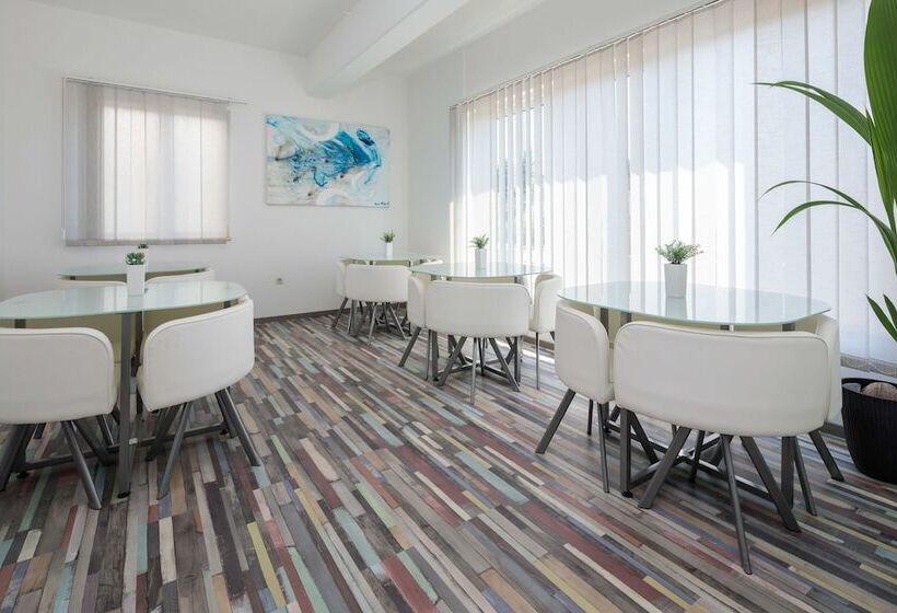 酒店 Hostel šakić