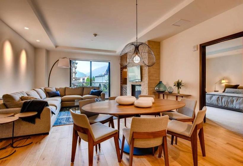 فندق The Lion Vail