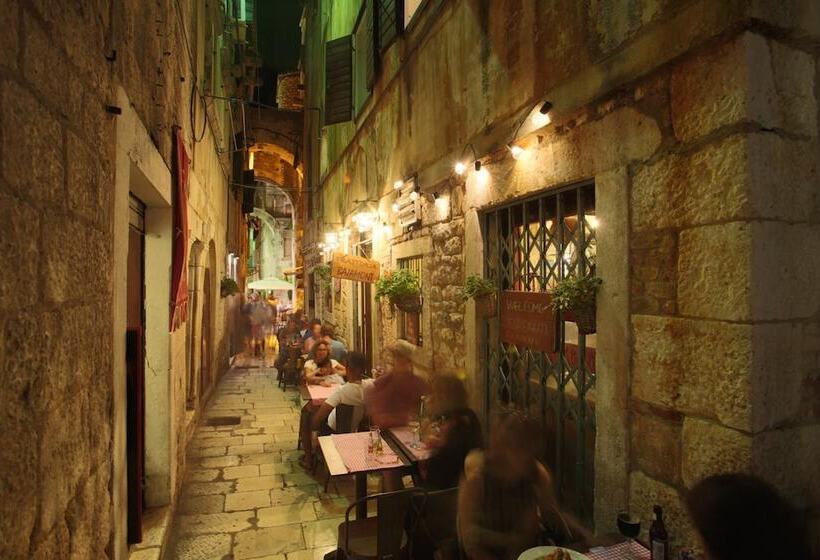 Hotel Luxury Rooms Bajamonti