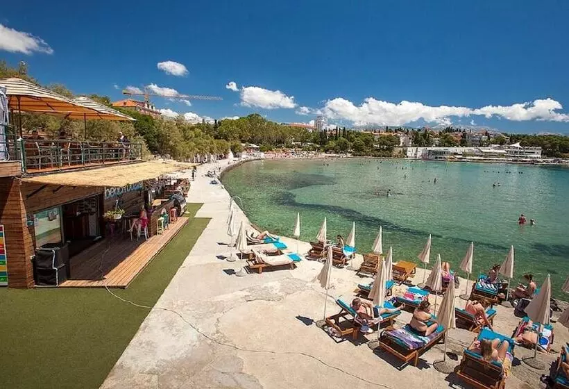 هتل Luxury Rooms Bajamonti