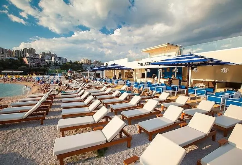 هتل Luxury Rooms Bajamonti