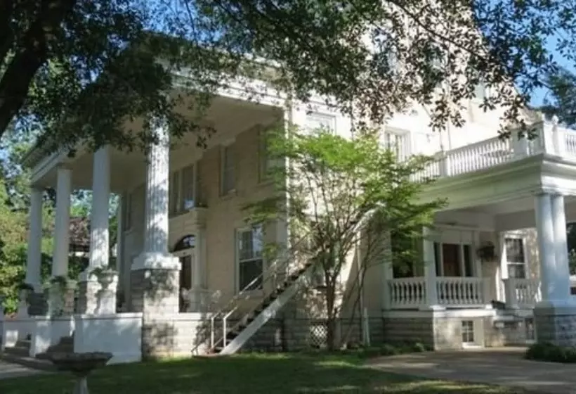 ホテル Michael's Mansion