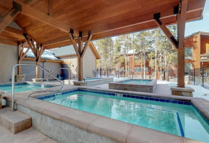 فندق Mountainwood 303