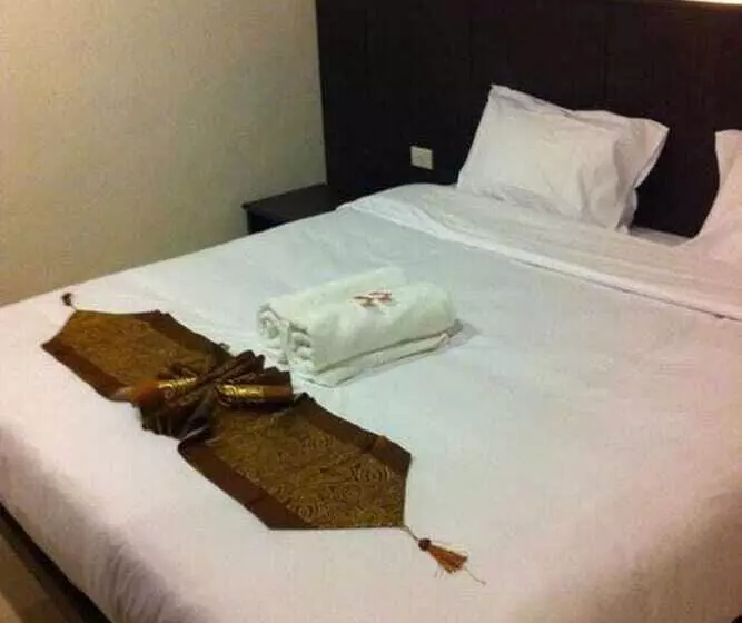 Hotelli Phuthara Mansion