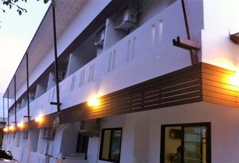 Hotelli Phuthara Mansion