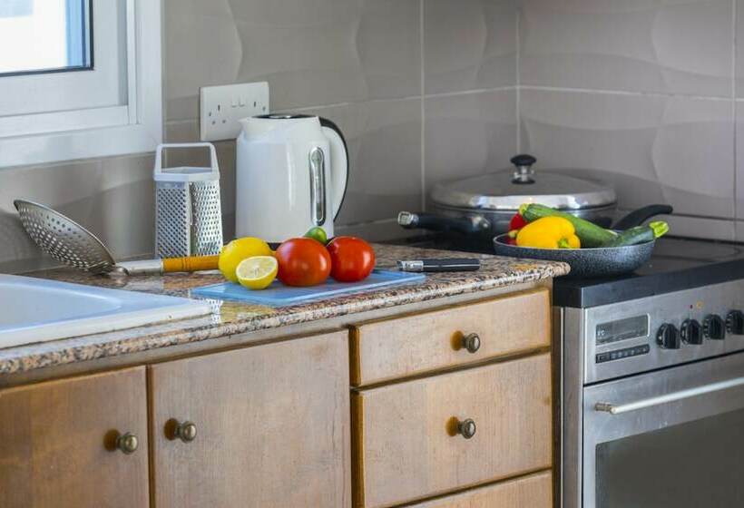 Hotell Protaras Villa Delphini