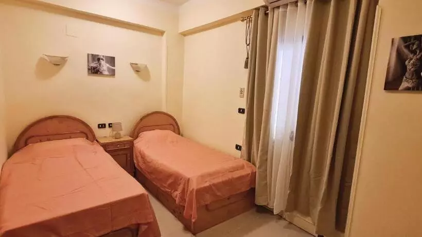 هتل Senmut Luxory Rooms