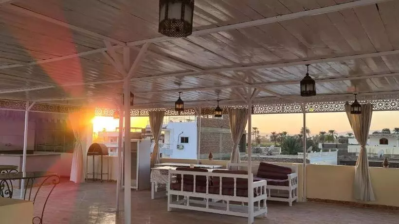 هتل Senmut Luxory Rooms