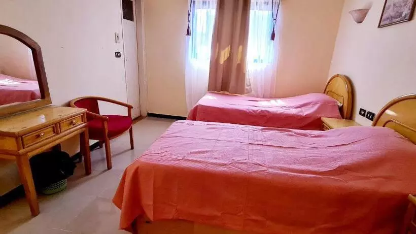 هتل Senmut Luxory Rooms