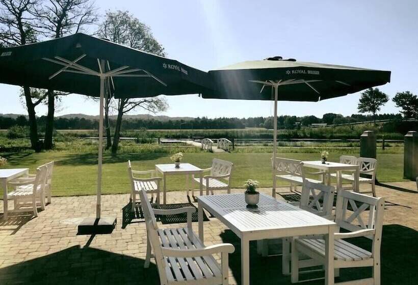 בית מלון כפרי Svostrup Kro