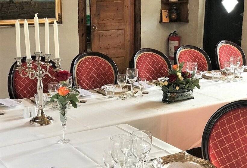 בית מלון כפרי Svostrup Kro