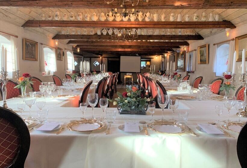 בית מלון כפרי Svostrup Kro