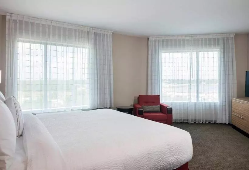 Hotelli Towneplace Suites Orlando Lake Buena Vista/Palm Parkway