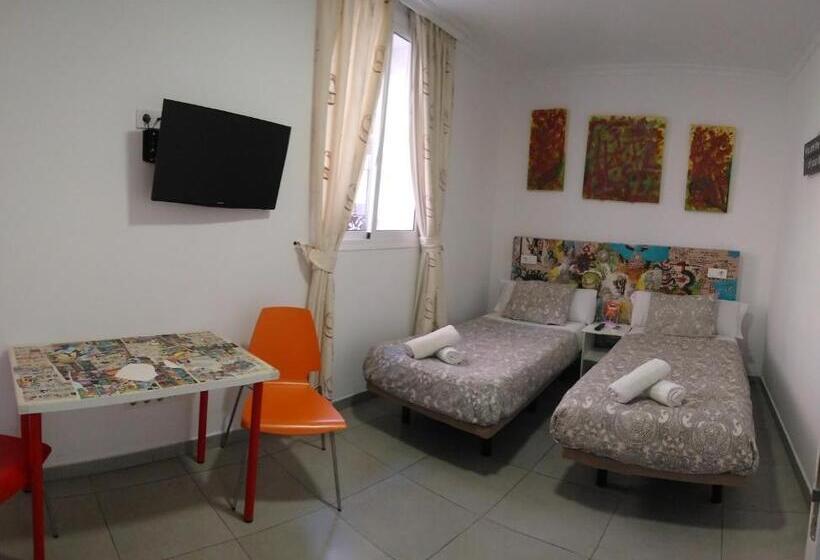 مسافرخانه Lagunillas St