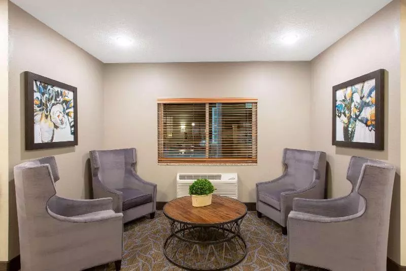 Hotelli Americinn By Wyndham Humboldt