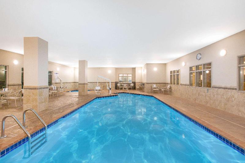 Hotel Americinn By Wyndham Humboldt