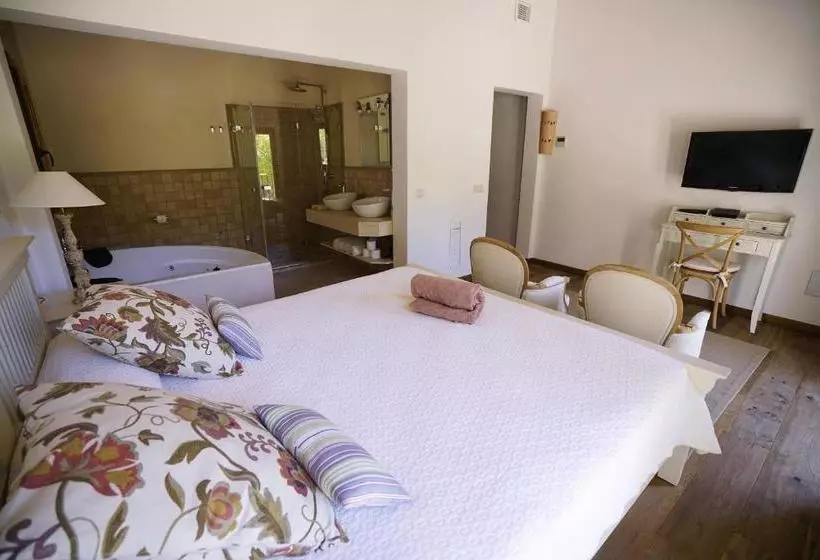 Hotelli Bou Ros Finca Es Foners