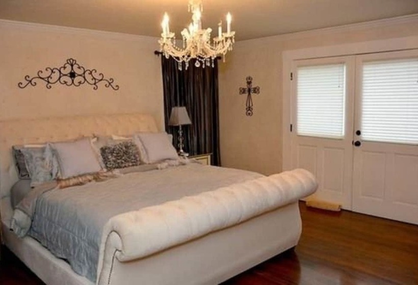 Szálloda Charming B&b