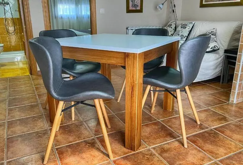 هتل Hostal La Colmena