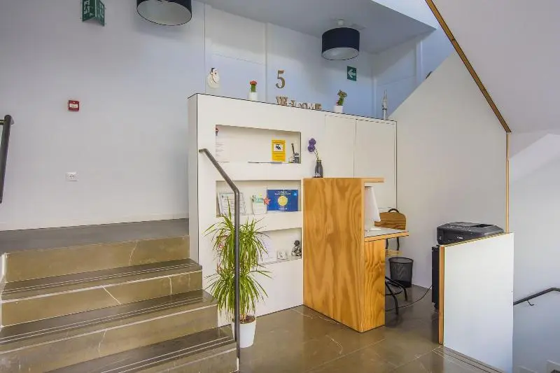 هتل Hostal La Isla