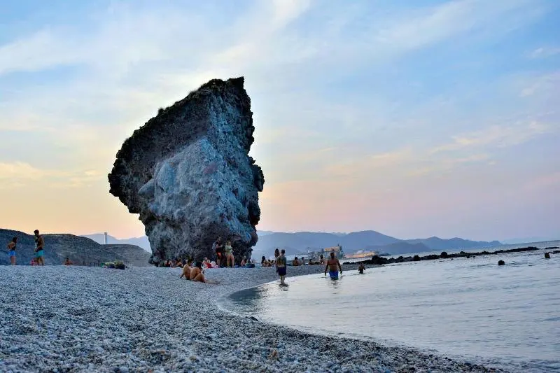 هتل Hostal La Isla