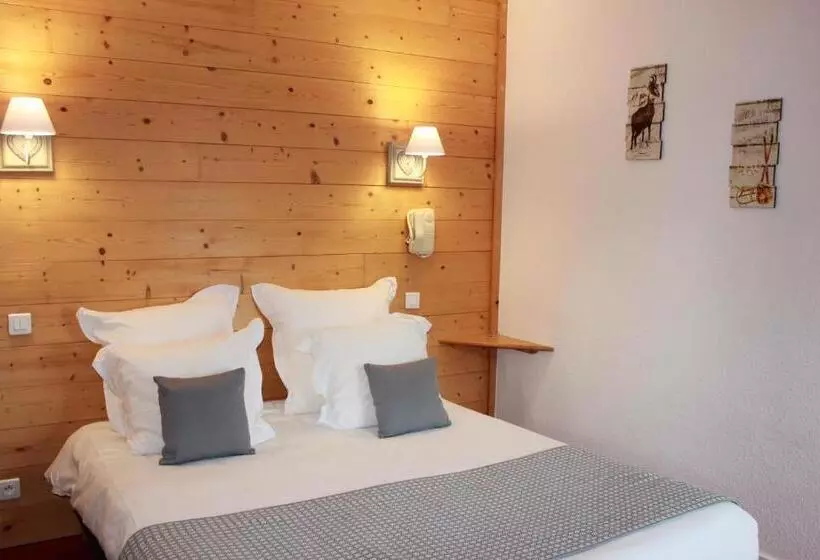 ホテル Hôtel Les Charmilles