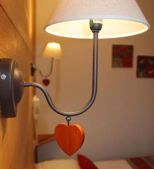 ホテル Hôtel Les Charmilles