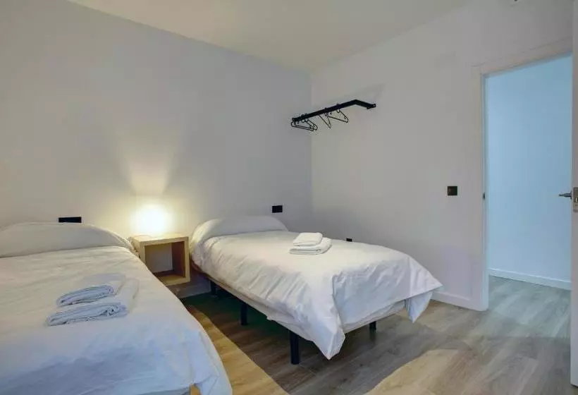 ホテル Lewis And Peter Apartments Los Remedios