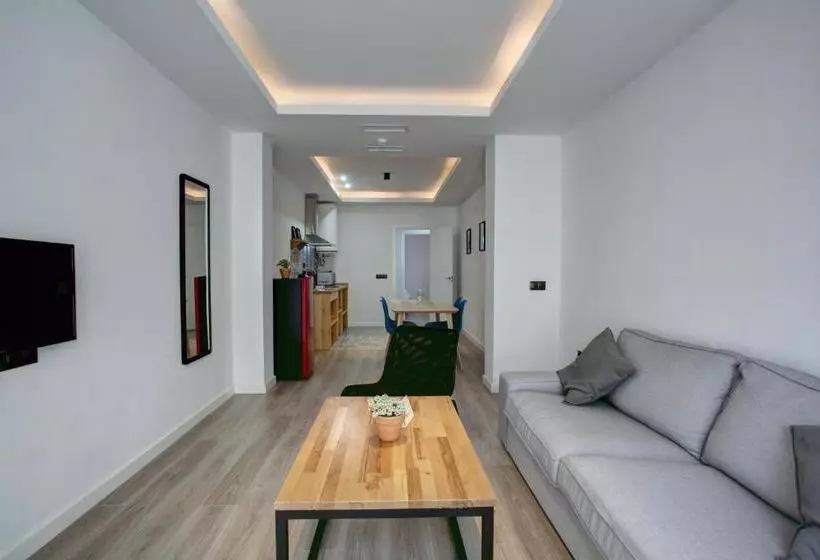 ホテル Lewis And Peter Apartments Los Remedios