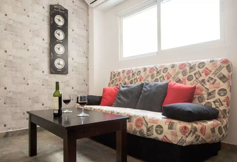 호텔 Little Sunny House 1