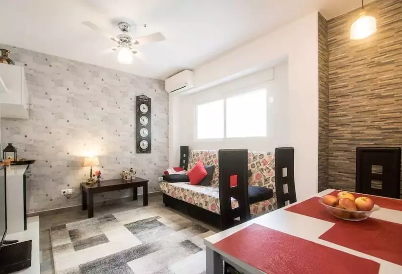 هتل Little Sunny House 1