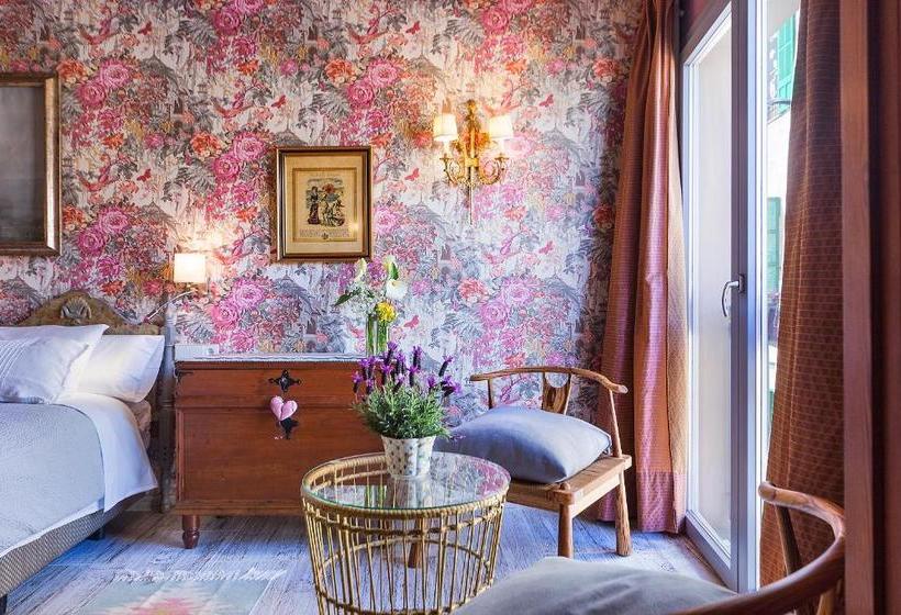 هتل Llucmajor Suites