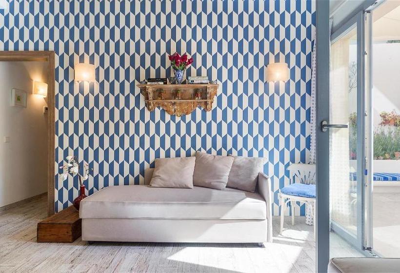 هتل Llucmajor Suites