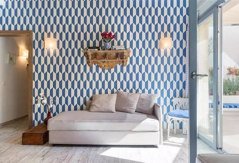 Hotelli Llucmajor Suites