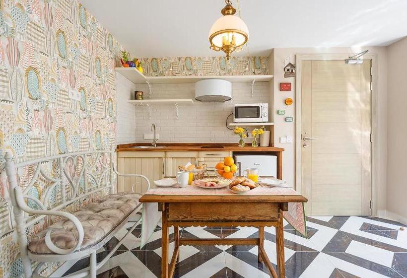 هتل Llucmajor Suites