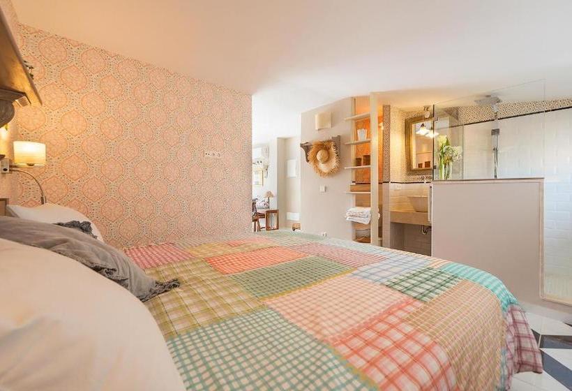 هتل Llucmajor Suites