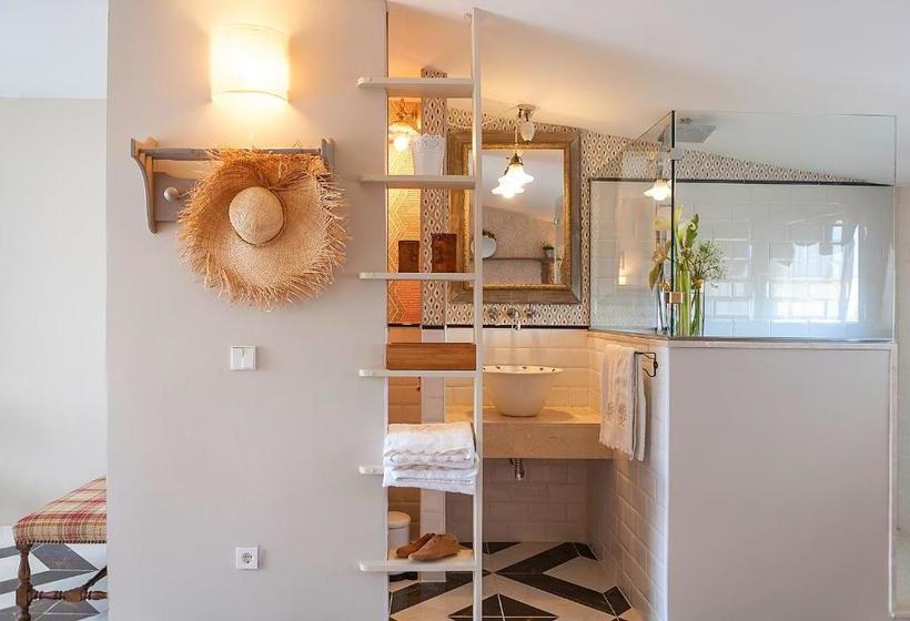 هتل Llucmajor Suites