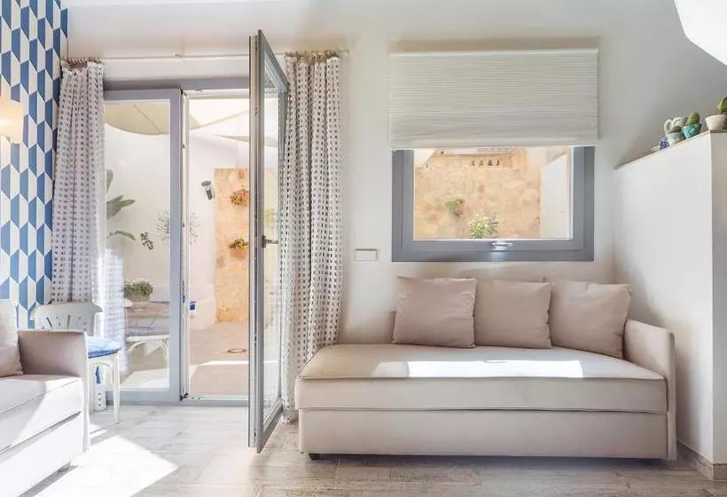 Hotelli Llucmajor Suites