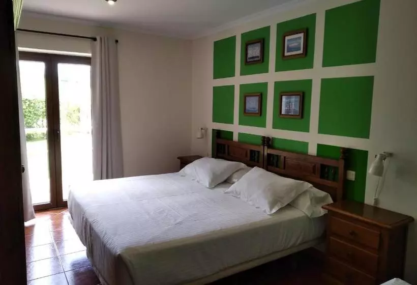 هتل Posada Punta Liñera