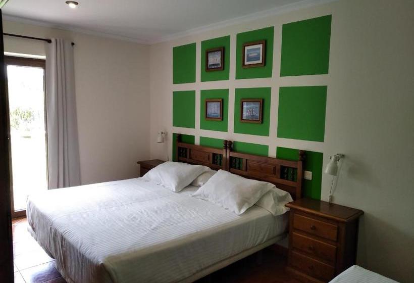 בית מלון כפרי Posada Punta Liñera