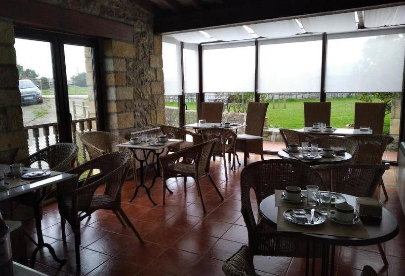 בית מלון כפרי Posada Punta Liñera