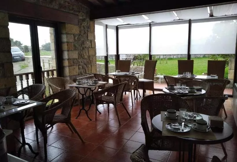 هتل Posada Punta Liñera