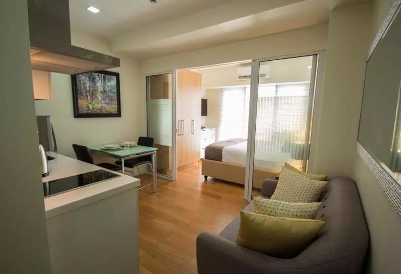 Hotelli Siglo Suites @ The Acqua Private Residences