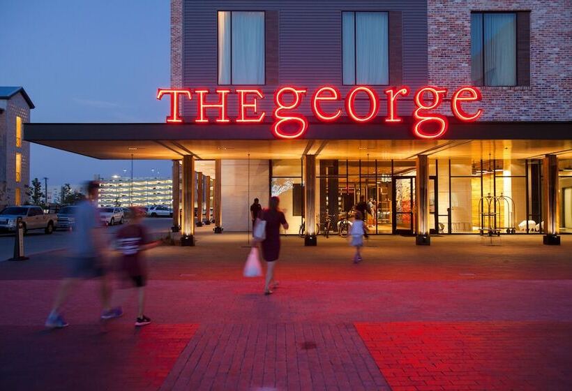 호텔 The George