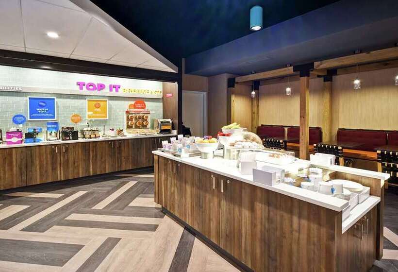 Отель Tru By Hilton Sterling Heights Detroit