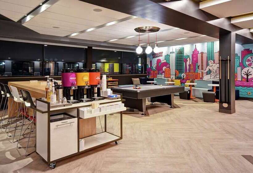 Отель Tru By Hilton Sterling Heights Detroit