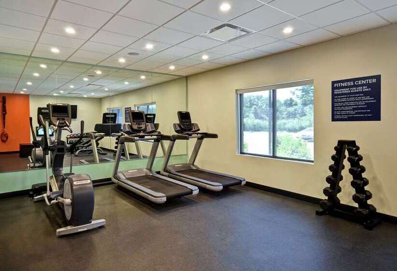 Отель Tru By Hilton Sterling Heights Detroit